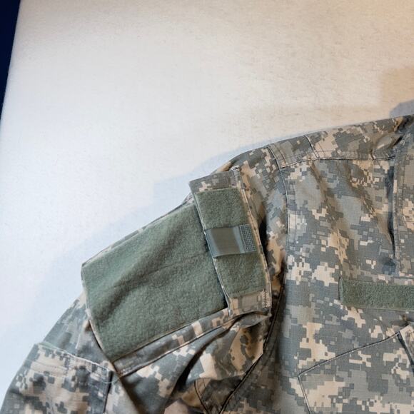 US Military Coat Army Combat Uniform Button Shirt Men Med Reg SP0100-03-D-CA75 - Picture 5 of 12